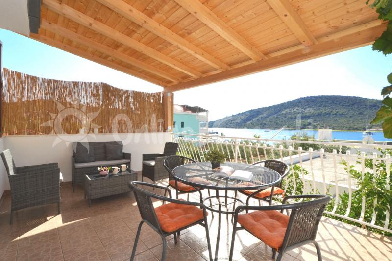 Apartamento Aquamarin 3 (Vinišće)