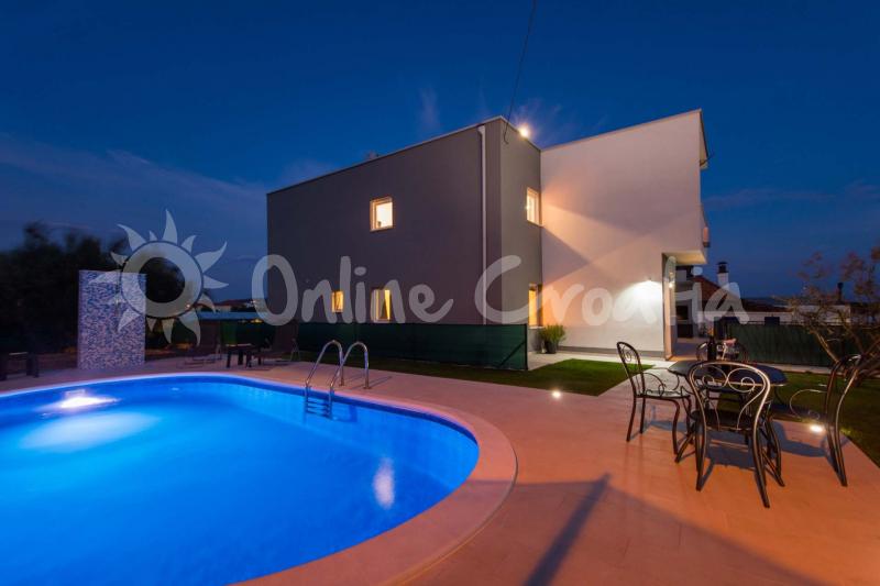 Apartamento Villa Venera with private pool